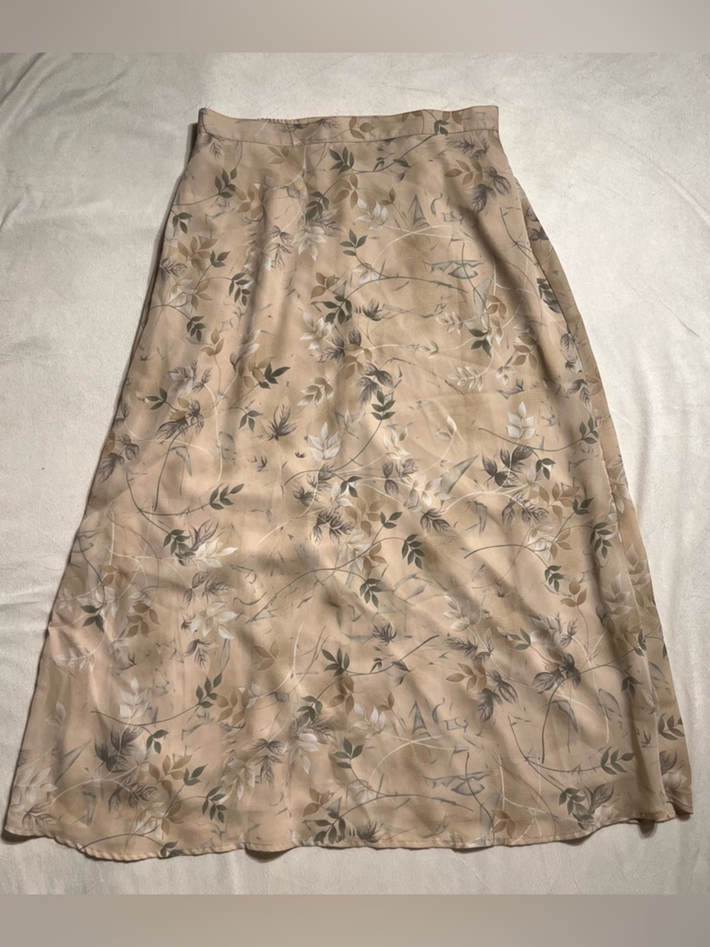 Sag Harbor A-Line Long Floral Skirt Beige Size 16 Women Feminine Romantic Fairy